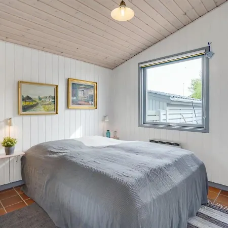 Holiday home Elise - 800m From The Sea In Western Jutland By Interhome *