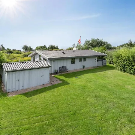 Holiday home Elise - 800m From The Sea In Western Jutland By Interhome Lakolk